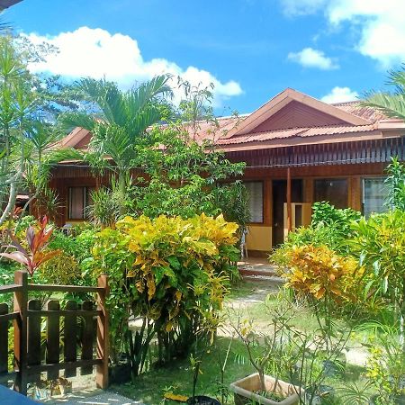 Telesfora Beach Cottage エルニド エクステリア 写真